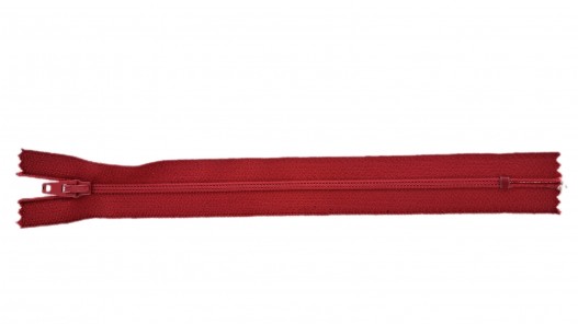 Fermeture Eclair® - rouge - zip nylon non séparable - 18 cm - cuir en stock