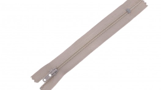 Fermeture Eclair® - blanc cassé - zip nylon non séparable - 12 cm - cuir en stock