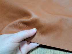 Grande demi peau de cuir de veau grainé - camel - maroquinerie - cuirenstock