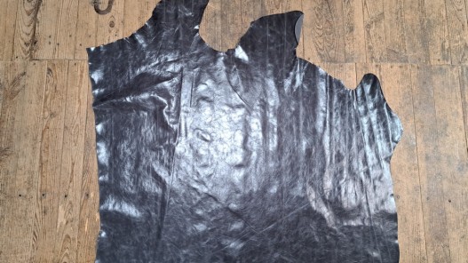 Demi-peau de cuir de vachette ciré pullup - gris acier - maroquinerie - Cuirenstock