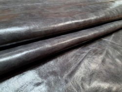 Demi-peau de cuir de vachette ciré pullup - gris acier - maroquinerie - cuir en stock