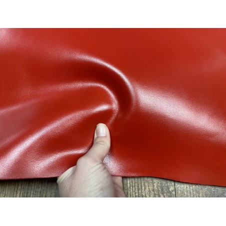 Croûte de cuir de vache lisse rouge - Cuir en Stock