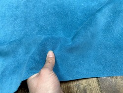 Peau de veau velours pailleté - Bleu turquoise - Maroquinerie - Cuir en stock