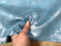 Peau de veau velours métallisé Graffiti - bleu turquoise - Maroquinerie - cuir en stock