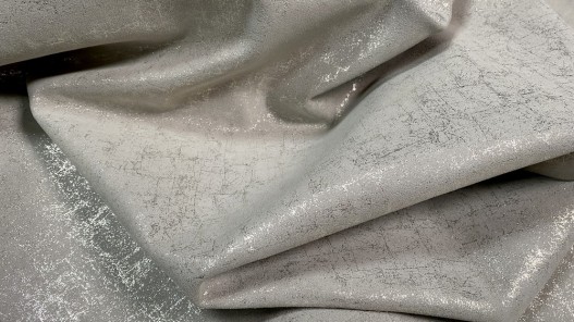 Peau de veau velours métallisé effet béton - gris perle - Maroquinerie - Cuir en Stock