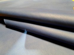 Demi peau de cuir de veau - grainé bleu jeans - maroquinerie - ameublement - cuirenstock