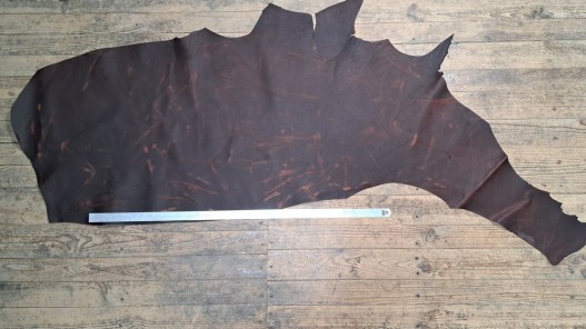 Grand morceau de cuir gras - vachette marron pullup - maroquinerie - Cuir en Stock