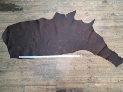 Grand morceau de cuir gras - vachette marron pullup - maroquinerie - Cuir en Stock