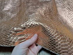 Demi peau de vachette python métallisée - cuivre - maroquinerie - Cuirenstock