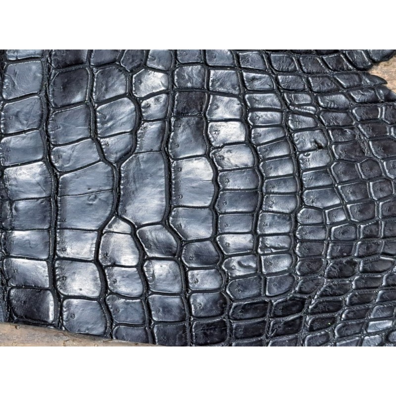 Morceau de cuir crocodile véritable noir mat - Cuir en stock