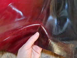 Peau de cuir de chèvre effet dégradé - rouge et noir - maroquinerie - Cuirenstock