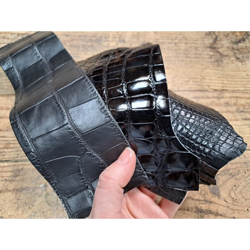 Lot de 3 morceaux de cuir de crocodile véritable noir - bijou - maroquinerie - accessoire - Cuir en Stock
