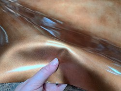 Demi peau de cuir de vache vernis - Orange métal - maroquinerie - Cuirenstock