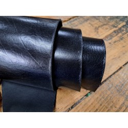 Bande de cuir de collet de vache tannage végétal - noir - cuir à ceinture - cuir en stock