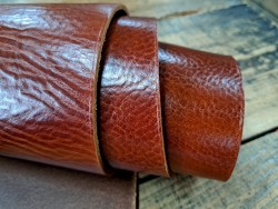 Morceau de collet tannage végétal - brun rouge - Cuir en stock