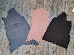 Lot de 3 peaux de cuir stretch - vêtement - maroquinerie - bonnes affaires - Cuir en Stock