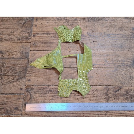 Tête de crocodile - vert pomme - bijoux - accessoires - cuir en stock