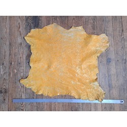 agneau métallisé froissé - jaune - maroquinerie - Cuir en Stock