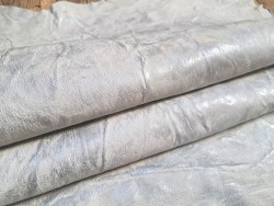agneau métallisé froissé - blanc - maroquinerie - Cuir en Stock
