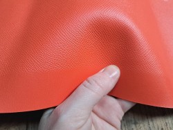 Demi peau de vachette grainée - orange - maroquinerie - ameublement - cuirenstock