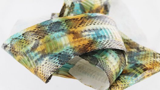 peau cuir de serpent style python turquoise patine or doré métallisé