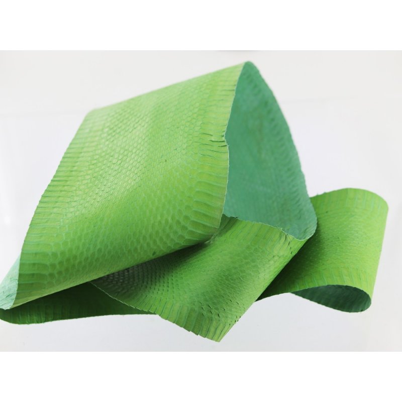 peau de cuir de serpent vert mat cuir en stock eshop peau de cuir de serpent vert mat cuir en stock eshop