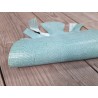 grande peau de cuir de lézard - bleu givré - accessoire bijoux cuir en stock