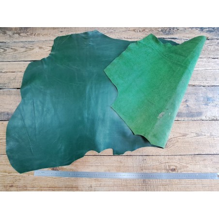 Collet de vache tannage végétal - vert forêt - maroquinerie - Cuir en Stock