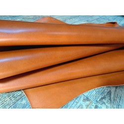 bande de vache lisse - cognac -tannage végétal - maroquinerie - accessoires - cuirenstock