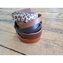 Lot de 5 bandes de cuir - 2ème choix - anses - lanière - ceinture - bracelet - sellerie - cuir en stock