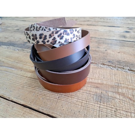 Lot de 5 bandes de cuir - 2ème choix - anses - lanière - ceinture - bracelet - sellerie - cuir en stock