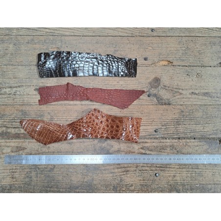 Lot de 3 morceaux de cuir de crocodile véritable brun - bijou - maroquinerie - accessoire - Cuirenstock