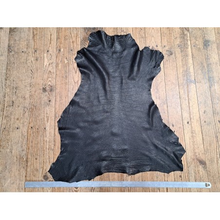 Peau de cuir de mouton crispé - noir satiné - maroquinerie ou vêtement - Cuirenstock