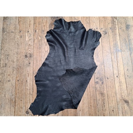 Peau de cuir de mouton crispé - noir satiné - maroquinerie ou vêtement - cuirenstock
