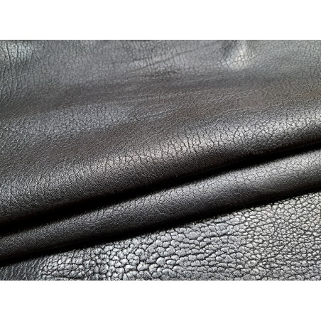 Peau de cuir de mouton crispé - noir satiné - maroquinerie ou vêtement - Cuirenstock