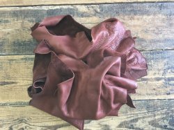 chutes de cuir de vache naturel bourbon maroquinerie ameublement cuir en stock