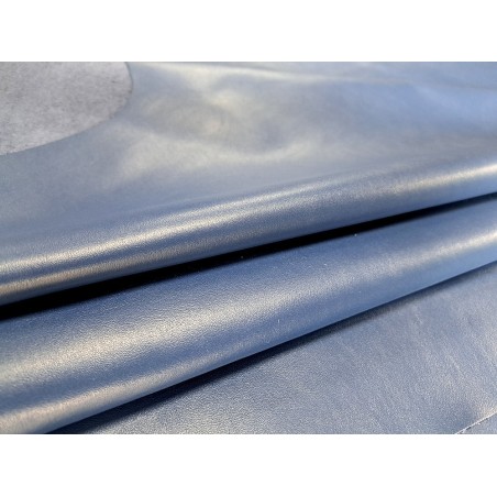 demi peau de cuir de veau lisse bleu denim - maroquinerie - ameublement - cuirenstock