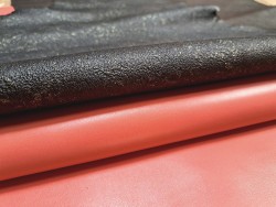 Lot de 2 peaux de cuir assorties à petit prix - Cuir en Stock