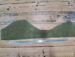 Morceau de double croupon velours vert kaki - maroquinerie - ceinture - Cuir en Stock