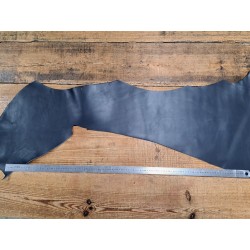 Morceau de collet tannage végétal lisse - Bleu nuit - Cuir en Stock
