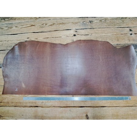 Collet de vache tannage végétal grainé -Châtaigne- Cuir en Stock