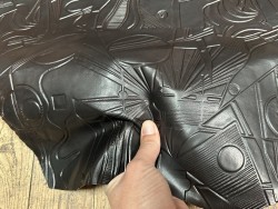 Peau de cuir de mouton grain sovietico marron ébène - maroquinerie - ameublement - Cuir en Stock