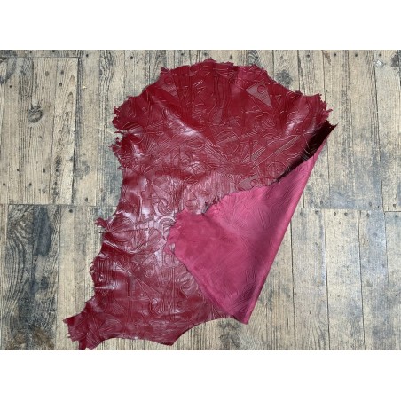 Peau de cuir de chèvre grain sovietico rouge profond - maroquinerie - Cuir en Stock