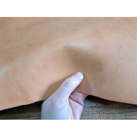 Collet de vache tannage végétal - Naturel - holster-couteaux-ceinture-cuirenstock