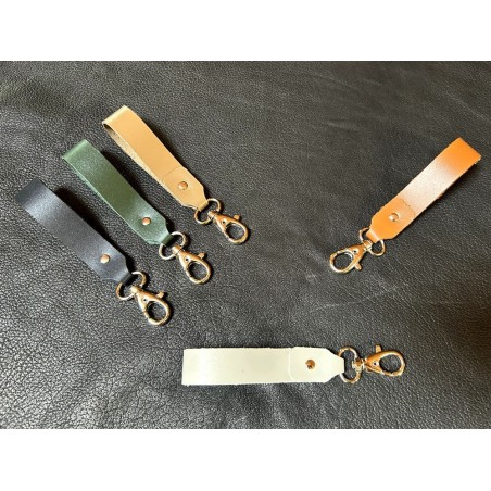 Porte clés fin en cuir avec petit  mousqueton - 5 coloris - idée cadeau - goodies - Cuirenstock