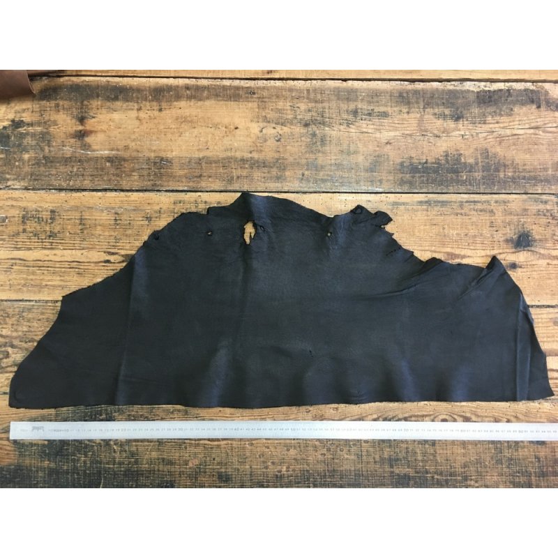 peau de pécari noir souple touché bougie vêtement cuir en stock peau de pécari noir souple touché bougie vêtement cuir en stock
