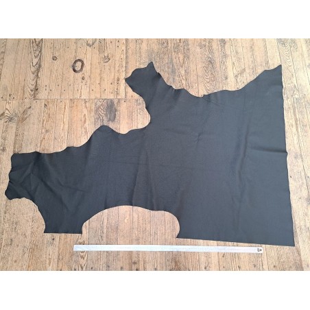 Demi-peau de cuir de vache grainé - Noir mat - B - Cuir en Stock