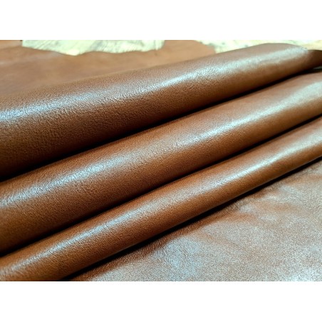 Demi peau de vachette lisse - nuts - maroquinerie - Cuir en stock