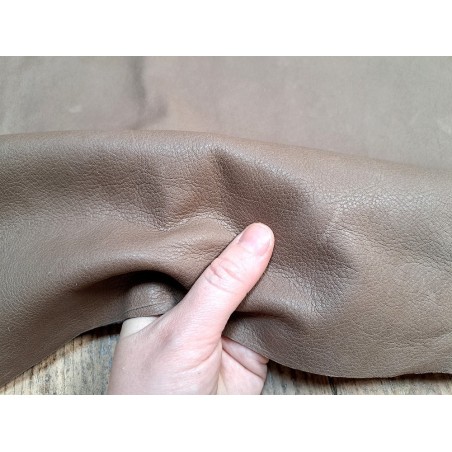 Demi-peau de veau - bison - maroquinerie - ameublement - Cuir en Stock