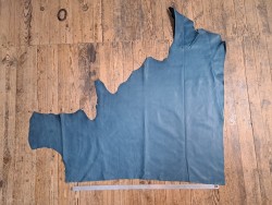 Demi-peau de cuir de veau - bleu paon - maroquinerie - ameublement - cuir en stock